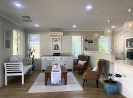 Dalyellup Family Holiday Home, hotel v destinaci North Boyanup