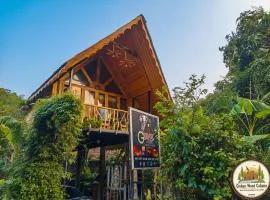Gisban Wood Cabana & Hostel