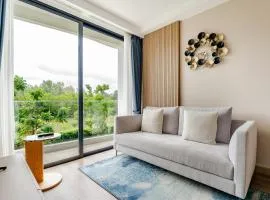 Laya Resort Garden Escape- Tropical Serenity Suite