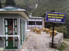 Dreamland Lodge and Restaurant, homestay in Khumjung