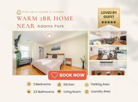 39 - 3BR Quincy - Stunning Townhouse near Adams, ξενοδοχείο σε Quincy