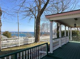 Lady Mary Angeline, hotel in Saint Ignace