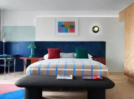 Kimpton Main Frankfurt by IHG