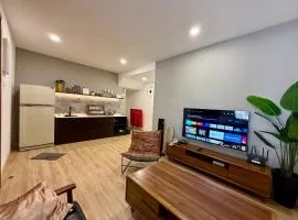 Modern Townhouse Getaway Jonker 16 min by walk