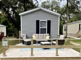 Outstanding Cottage with Barbecue and Fire Pit in Dunnellon, Florida