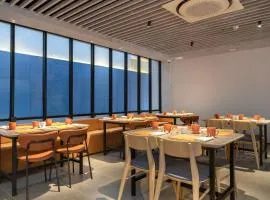 TMG Hotel Tebet - Jakarta, Marclan Collection