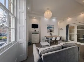 Pass the Keys Coastal 2 - Bedroom Flat in Tynemouth Sleeps 5