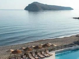 Hotel Haris on the beach