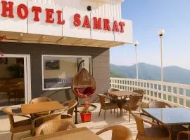 Hotel Samrat - On Mall Road