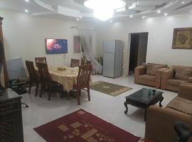 الزقازيق فلل الجامعه برج رويال بلازا, apartmán v destinaci Kafr az Zand