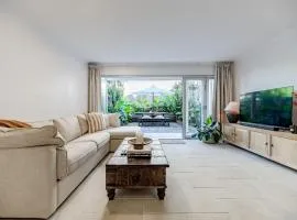 La Palma Sunshines Heart beside The Village