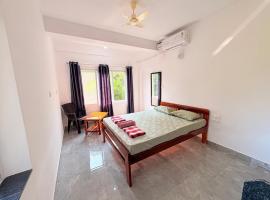 Mukund Sadan Retreat Arambol Goa、アランボールの自炊式の宿泊施設