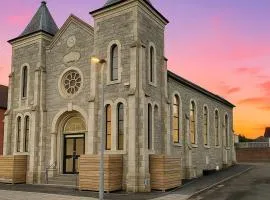 Clarendon- A Converted Church Luxe Apartment