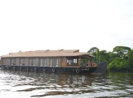 JCT Exclusive 3 Bedroom Private Houseboat with All Meals