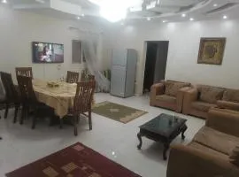 فلل الجامعه برج روبال بلازا اخر شارع الاستاد