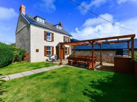3 Bed in Rhossili oc-f33389, hotel i Rhossili