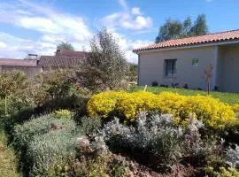 Studio moderne avec WiFi et parking à Baignes - FR-1-653-270