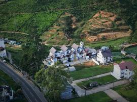 Montagna Luxury Hotel, hotel in Nuwara Eliya