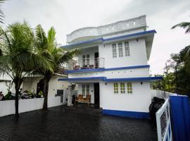 Sukhalaya Lake Villa, hotel in Alleppey
