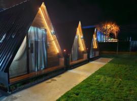 Chale suite privativo cafe e hidro, hotel in Sao Jose do Rio Preto