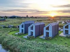 2 Bedroom Cozy Home In Lokciowe