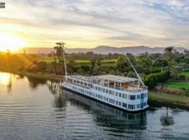 Embrace 2 Nile Dahabiya