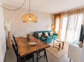 Bella Palace, Apartamento acogedor junto al mar, hotel in Alcanar