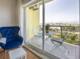 City & Sea view apartment, Meia Praia Lagos