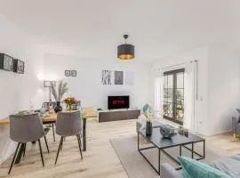 Amaela Design-Wohnung, SAP, Parkplatz, Balkon, NEU