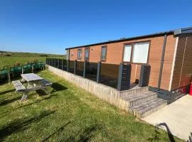 Hillside Lodge by the Sea