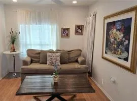 U4 - Cozy 1BR & 1BA Walkup APT in DT PHX with pkg