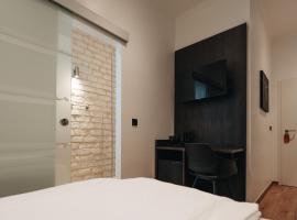 Hotel Latio, hotel en Colonia