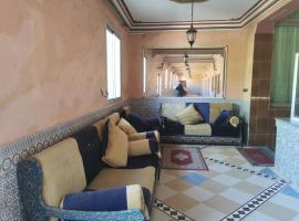 Motel Tizint, hotel en Oulad Berhil
