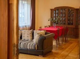 Azimut Guest House Quiet Getaway Garden Sauna