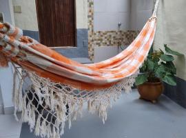 Espaço inteiro-Praia de Barequeçaba - São Sebastião -SP, hotel in São Sebastião