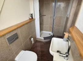 Rose Boardinghouse 24h-7d Self Check-In Automat