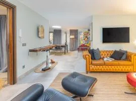 Kel Domènech Luxury Apartment