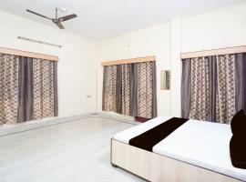 SPOT ON Muskan Lodge & Restaurants、Jāmulのホテル