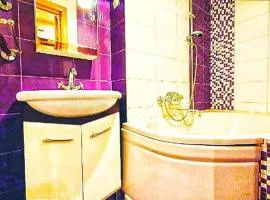 2кімнатна в Центрі Госпіталь,16 лікарня Вокзал Мечнікова все поруч