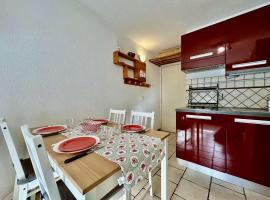 Studio 4 pers. rénové avec parking, à 500m des pistes - La Salle-les-Alpes - FR-1-330F-143, hotel in Serre Chevalier