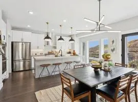 Refined Mountain Getaway with Premium Upgrades