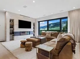 Modern Jackson Getaway Near Town Square