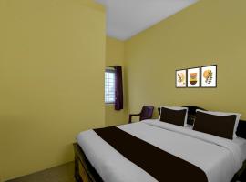 Hotel O Royal Plaza, hotel em Pedda Ambarpet