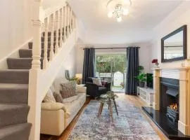 GuestReady - Coastal Charm near Sandymount Beach
