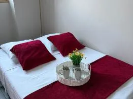 Les Glaneuses gîte Côté Boulangerie centre-bourg à 3 min du Puy duFou