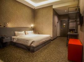 Fhandika Boutique Inc., hotel near Sultan Iskandar Muda International Airport - BTJ, Geutieue