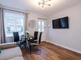 Long Stays Offers , New 2 Bed APT , Sleeps 3 , Wigan , Perfect for Relocations , Contractors , Families