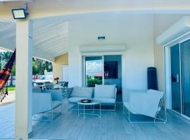 Villa La Sarde, hotel in Capesterre-Belle-Eau