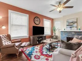 Uplifting 2BD House in the heart of FortWorth