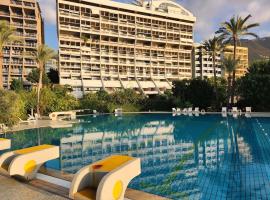 Chalet in Manar Complex with Full Resort Access, hotelli kohteessa Ed Dkârîne